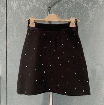 Dráhy Korálkové Vysoký Pás Módy Sexy Mini A-Line Sukne Strany Oblečenie Vestidos 21 Skoro Na Jar Čierne Trendové Dámske Luxusné Sukne